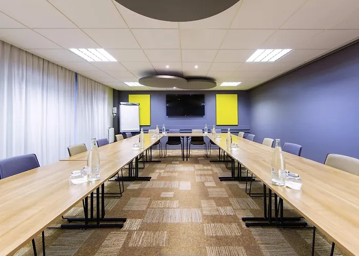 Ibis Centre Filature 3*