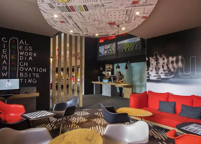 Ibis Centre Filature Hotel 3*